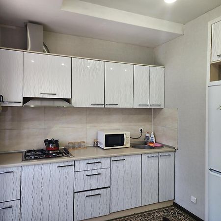 Apartments Paritet Bishkek Exterior photo