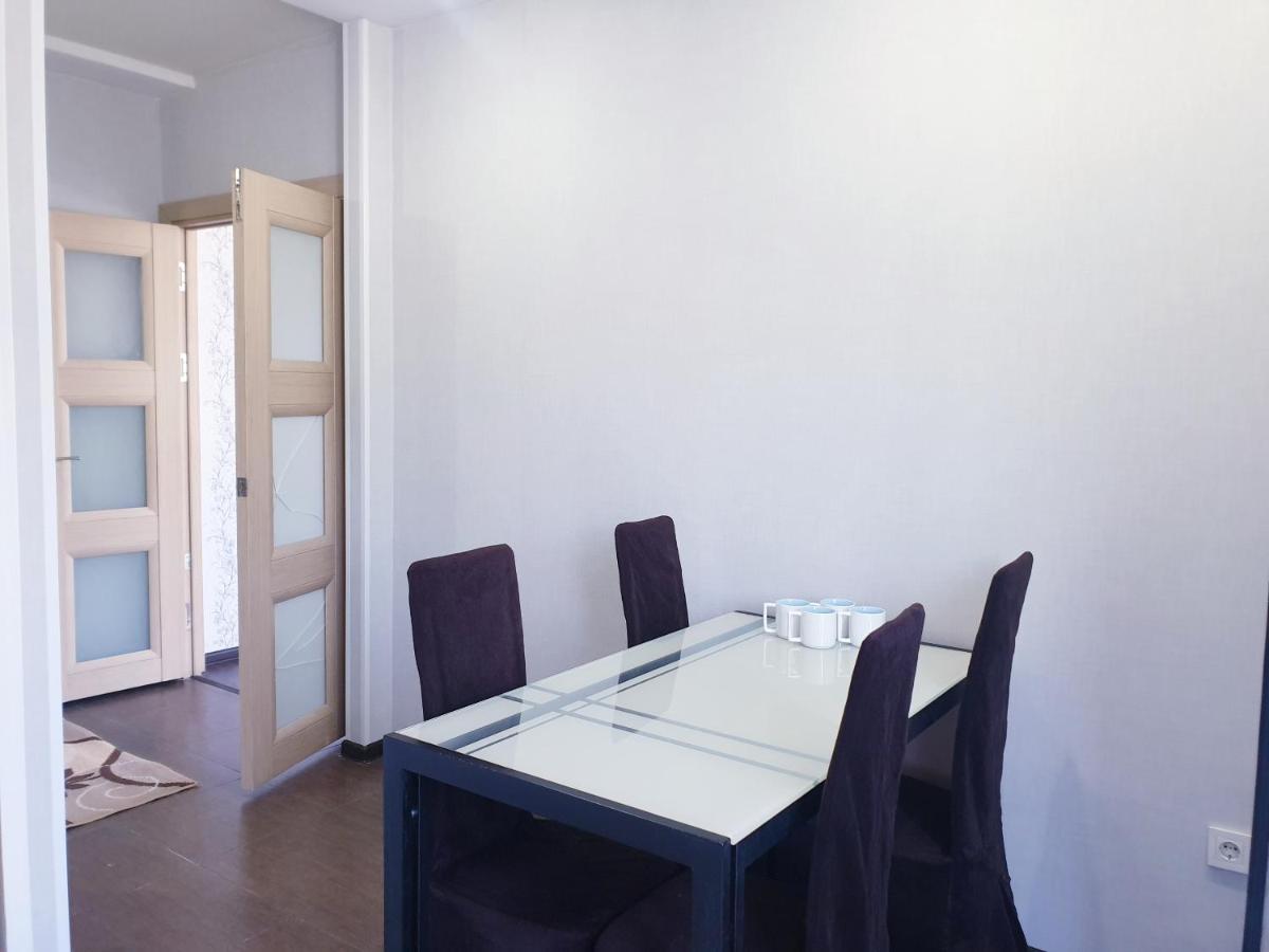 Apartments Paritet Bishkek Exterior photo